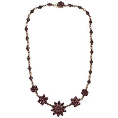 Vintage Bohemian Garnet Flower Necklace