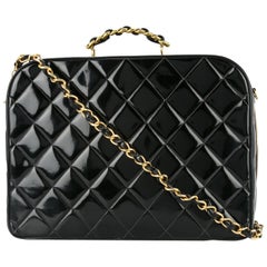 Chanel Black Patent Top Handle Lunch Box Carryall Umhängetasche