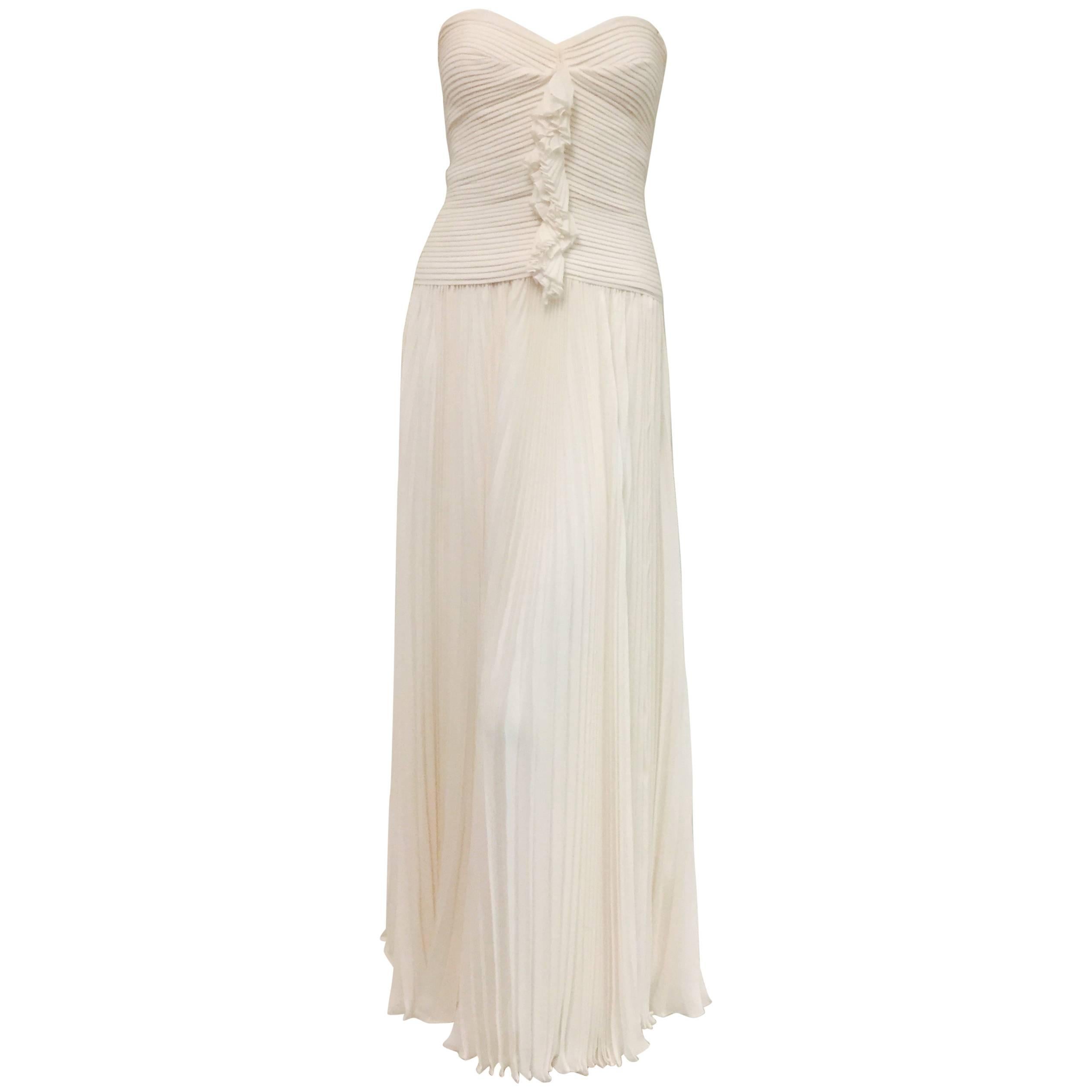Oscar de la Renta Ivory Accordion Pleated Strapless Evening Gown For Sale