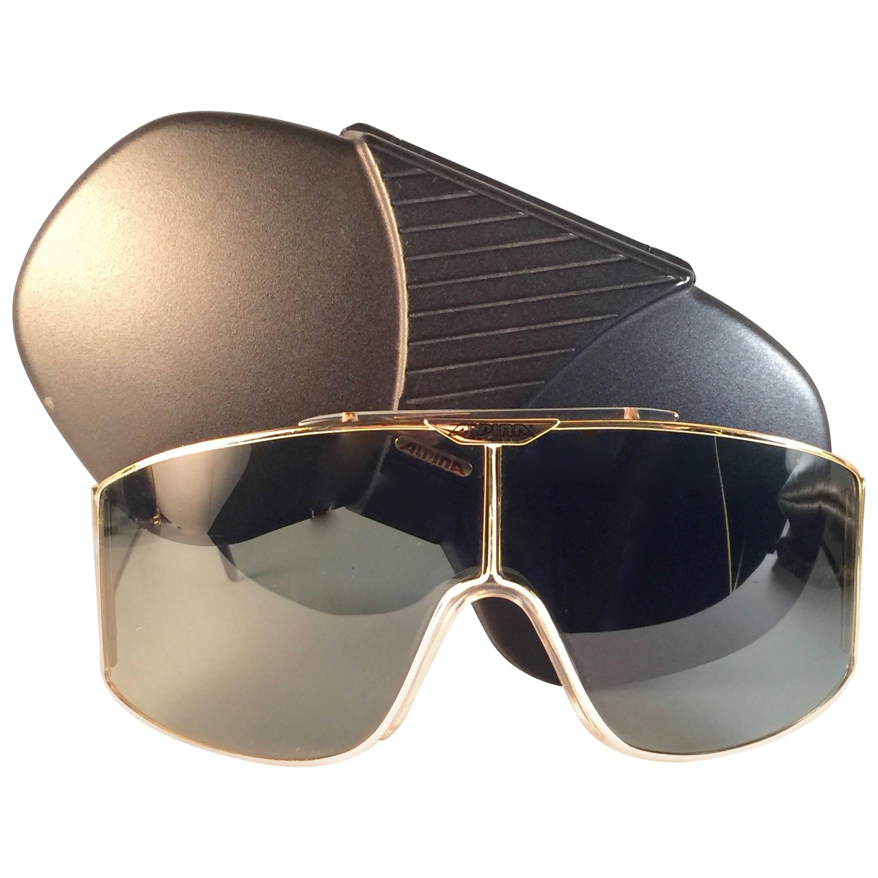 New Vintage Alpina Stratos Shield Green Gold 1980's Sunglasses