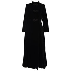 1980s Bonwit Teller black velvet coat