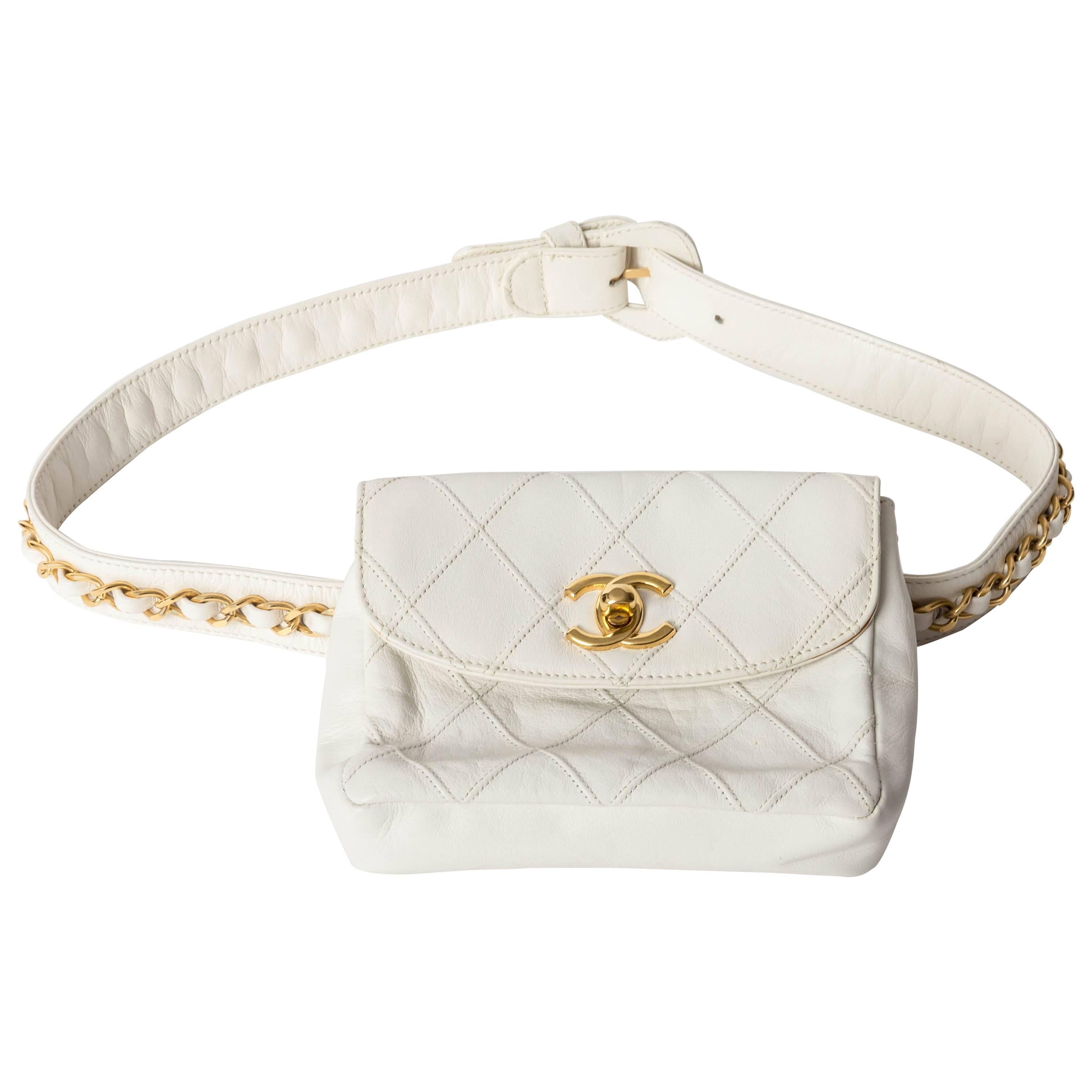 Chanel Vintage White Lambskin Fanny Pack 