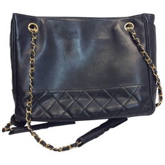 Vintage Chanel Black Quilted Chain Shoulder Handbag