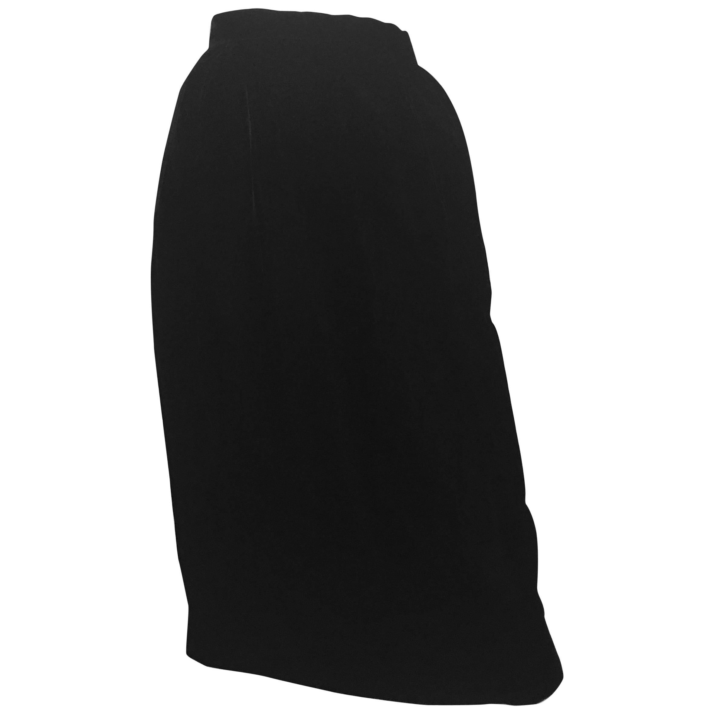Oscar de la Renta 1980s Black Velvet Long Skirt Size 6. Never Worn. For Sale