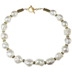 Baroque Pearl Choker Necklace 
