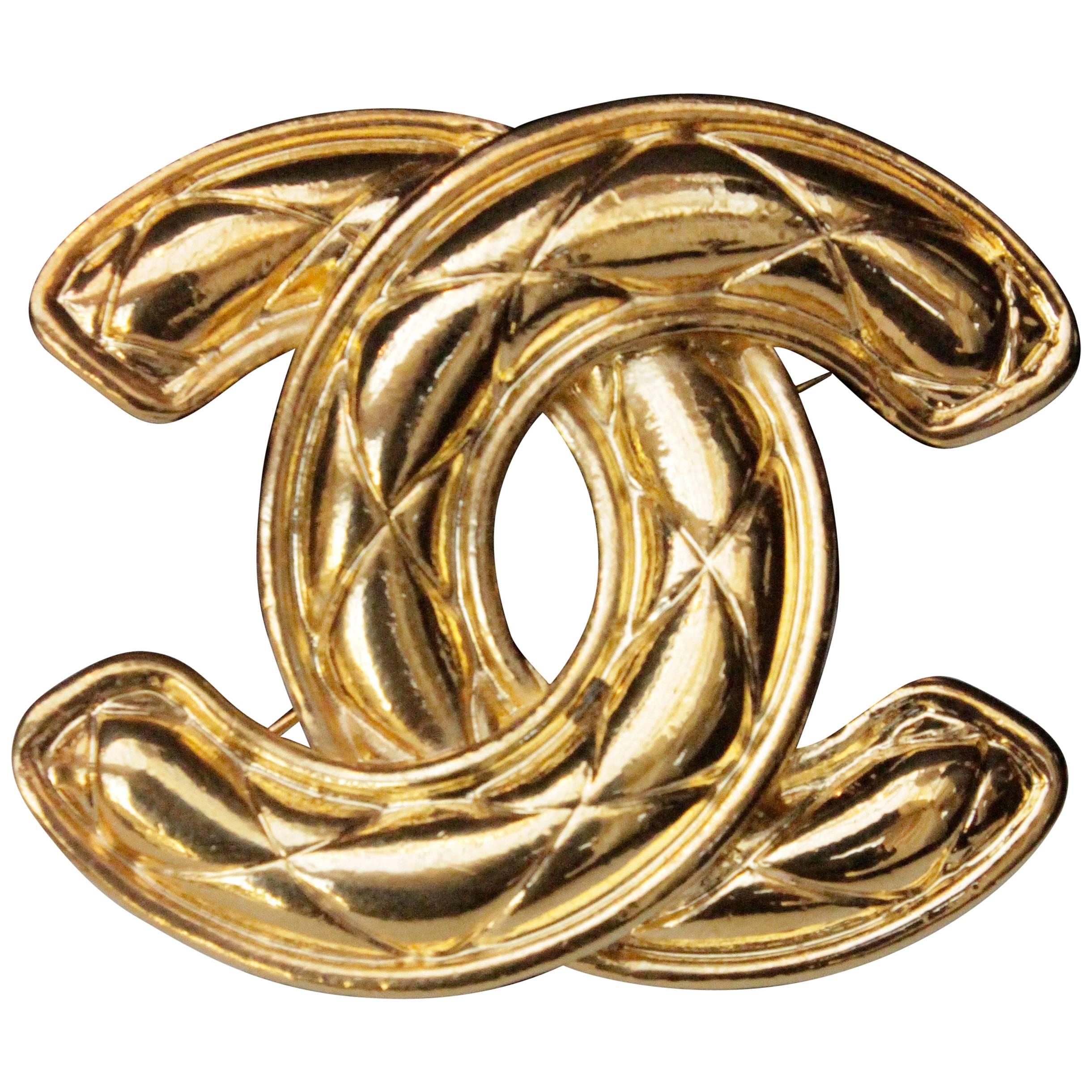 1990s Chanel gilded metal brooch