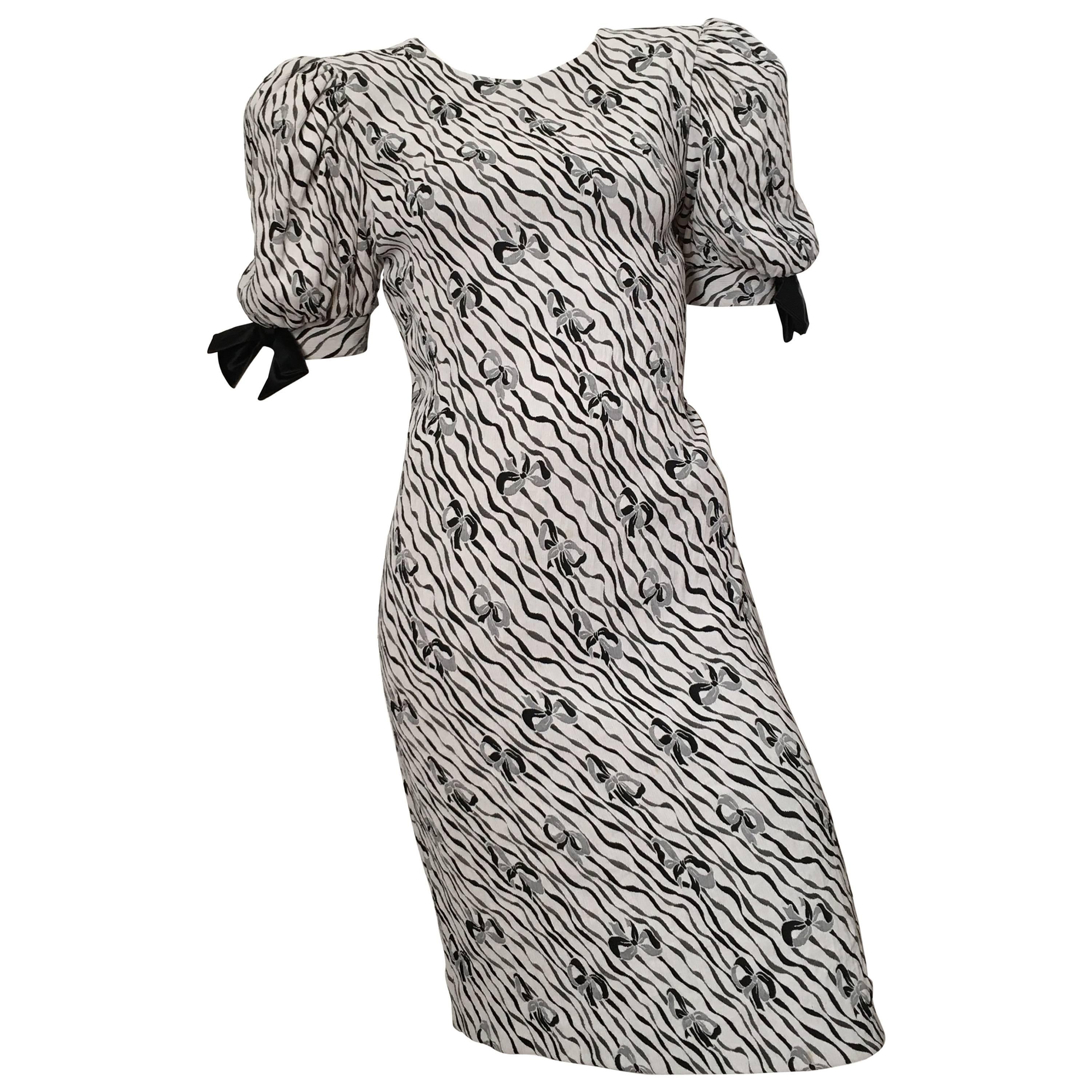 Pierre Cardin 1980s Bow Pattern Evening Dress Size 10. For Sale