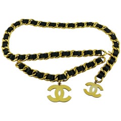 Chanel Vintage 1993 Iconic Gold Toned Chain and Leather Belt with Large CC Logos