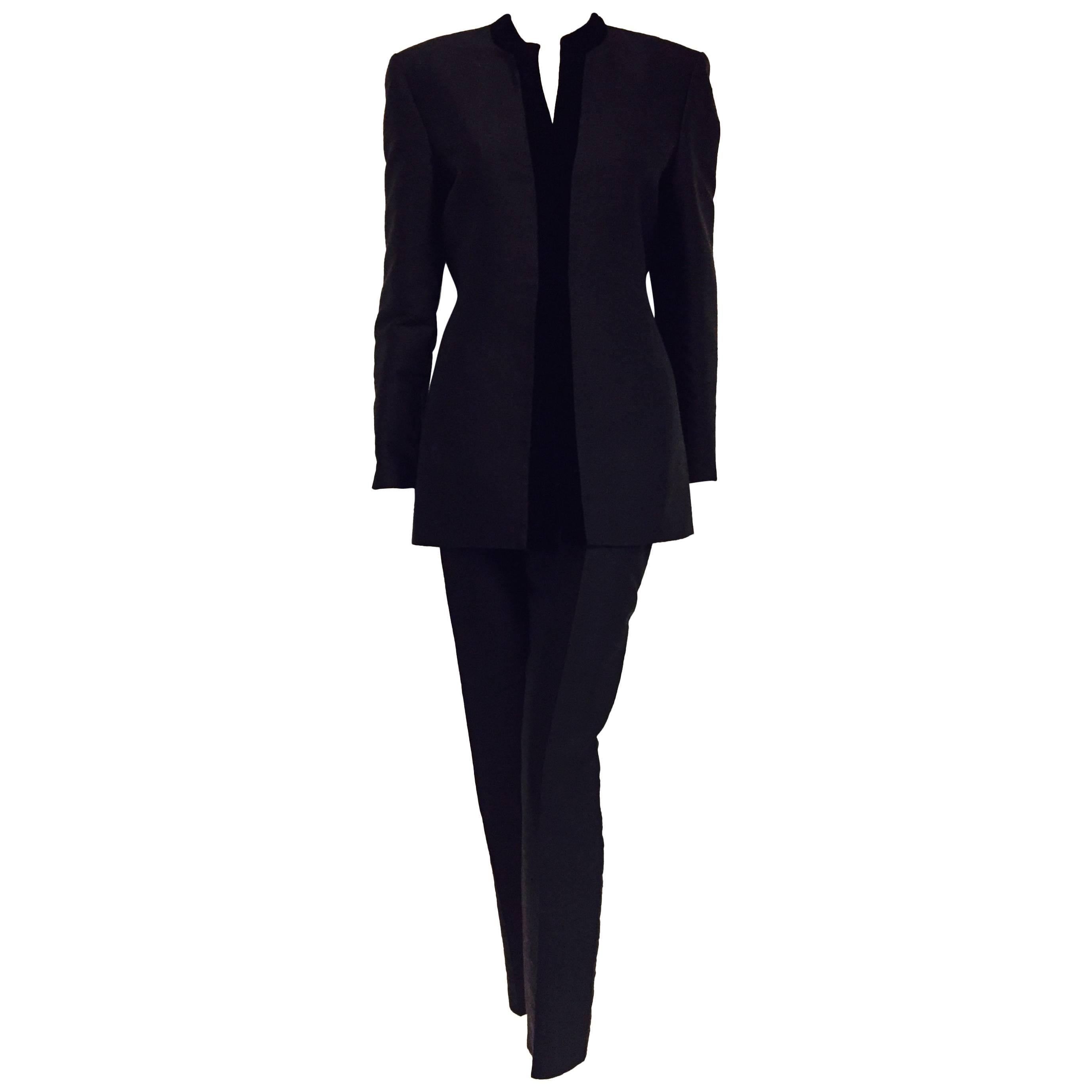  Outstanding Oscar de la Renta's Detailed Black Silk Pant Suit with Velvet Trim  For Sale