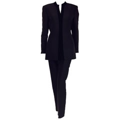  Outstanding Oscar de la Renta's Detailed Black Silk Pant Suit with Velvet Trim 
