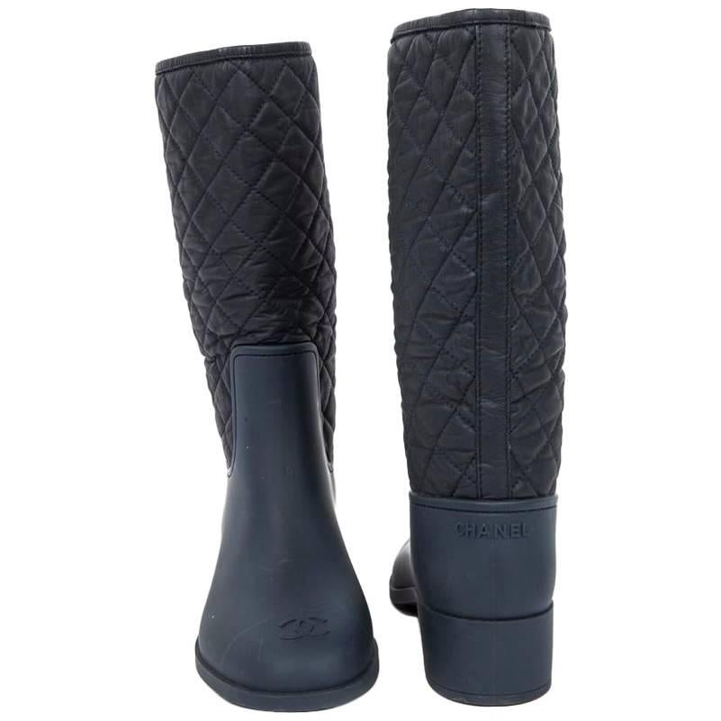 CHANEL Mid-Boots in Blue Padded Leather and Plastic Size 39EU