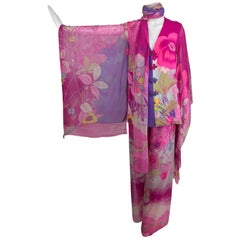 Ensemble de soirée kimono en soie à fleurs roses Hanae Mori dans la collection Mets 1966-69