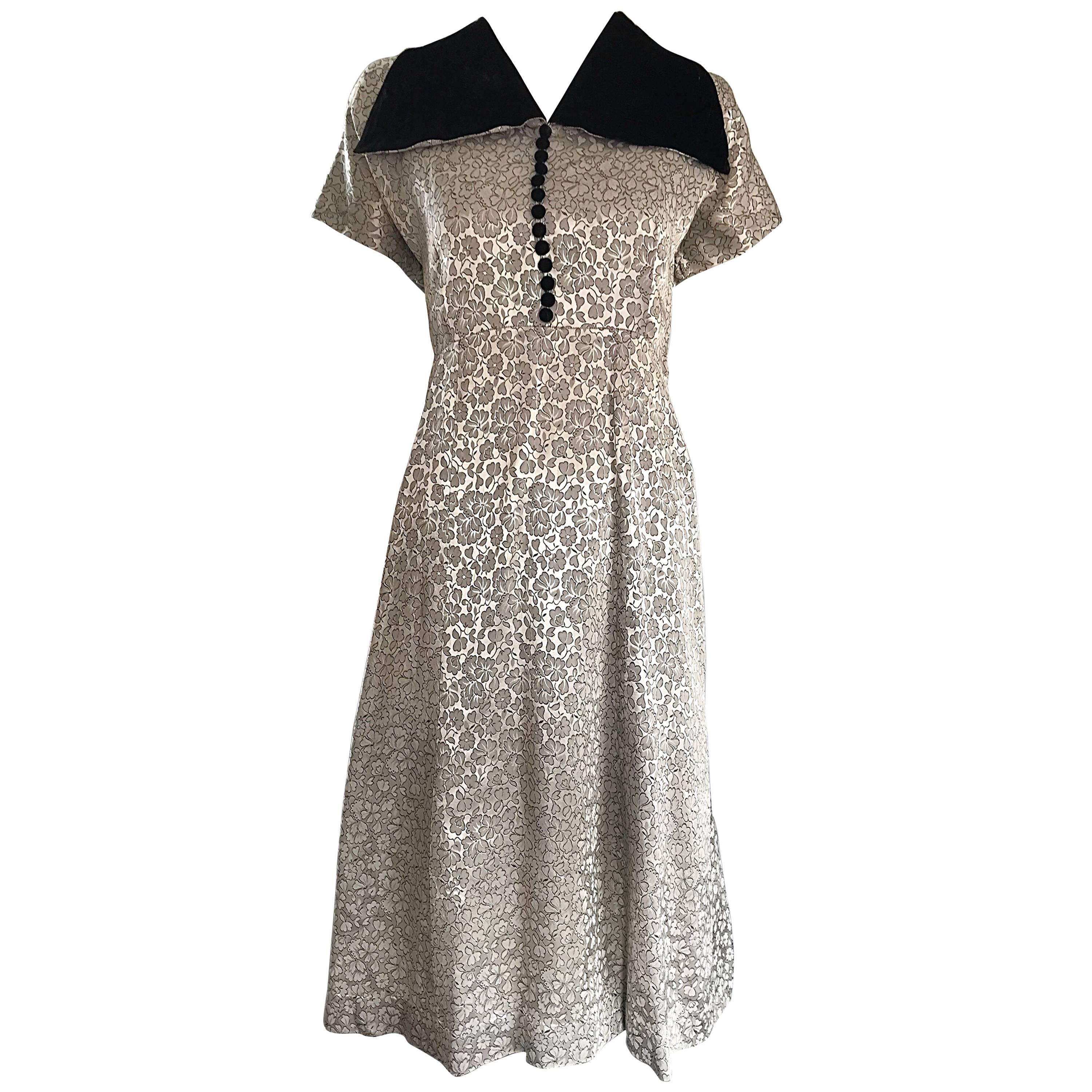 Large Size 1940s Silver Grey and Black Silk + Velvet Flower 40s Vintage Dress For Sale