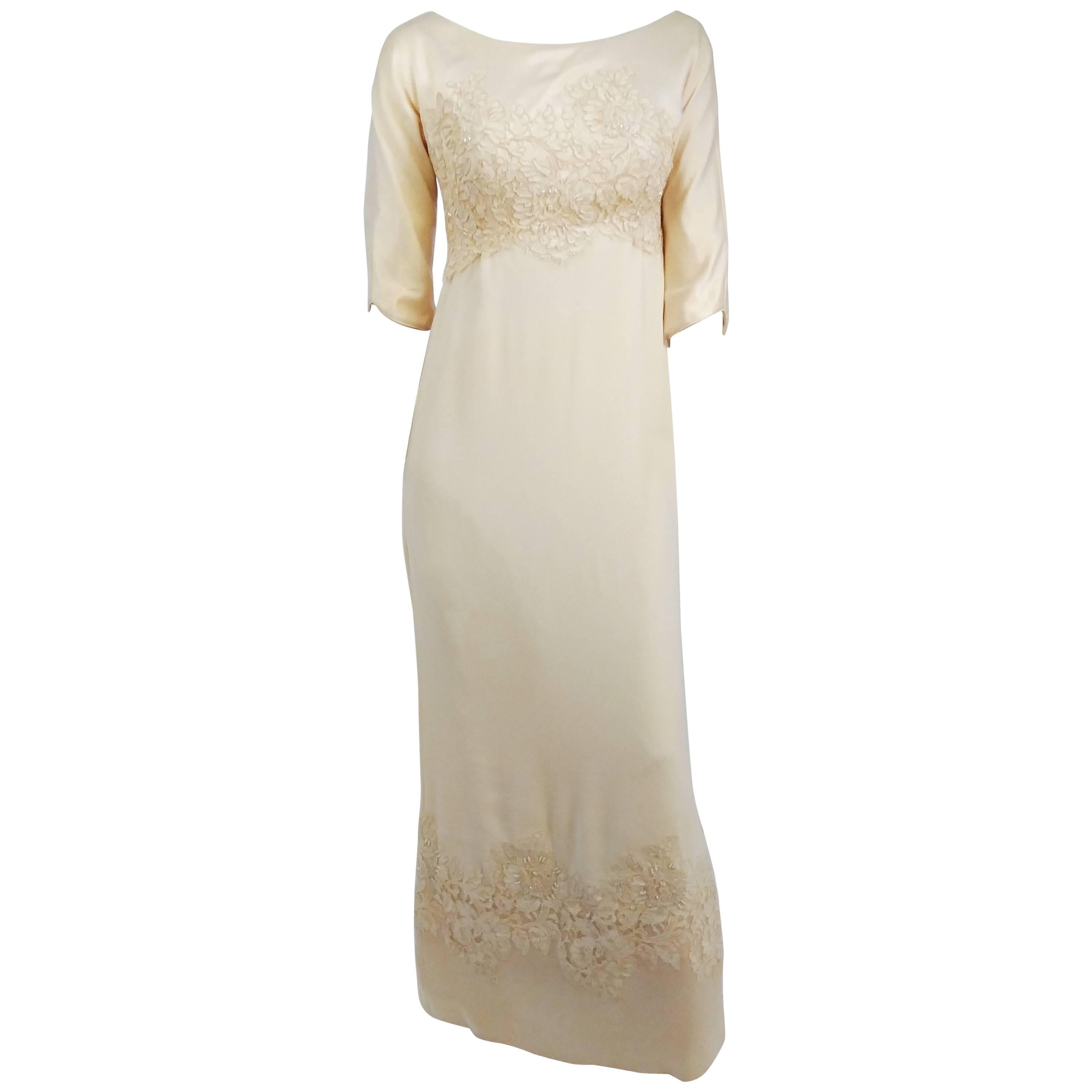 1960s Ivory Silk Crepe Wedding Dress w/ Beaded Applique For Sale