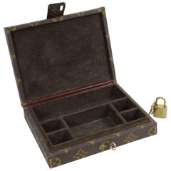 louis jewelry box vintage