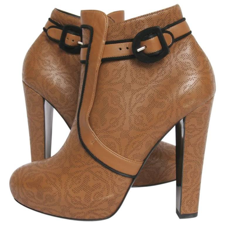 HERMES Ankle Boots in Brown Lace Leather Size 38.5 EU