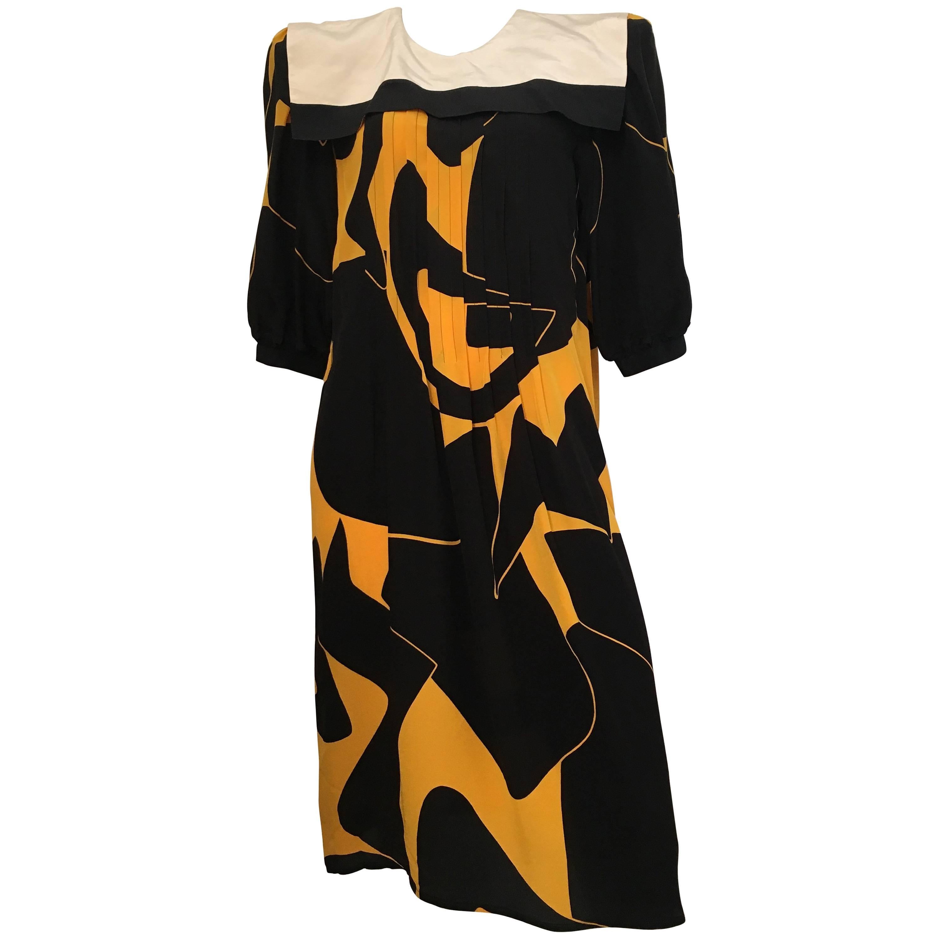 Flora Kung Silk Abstract Pattern Dress with Sailor Collar Size 10. For Sale