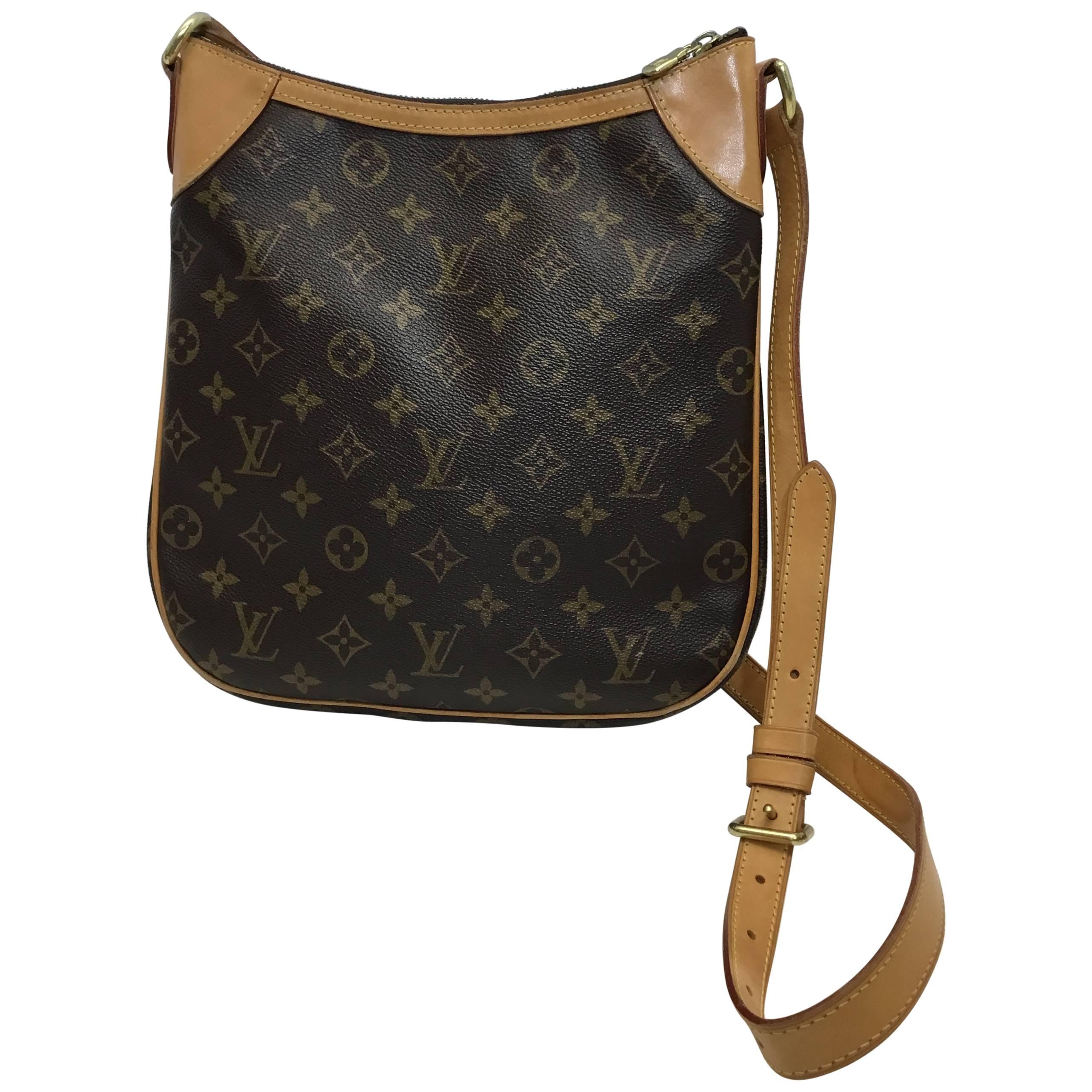 Louis Vuitton Monogram Leather Crossbody For Sale