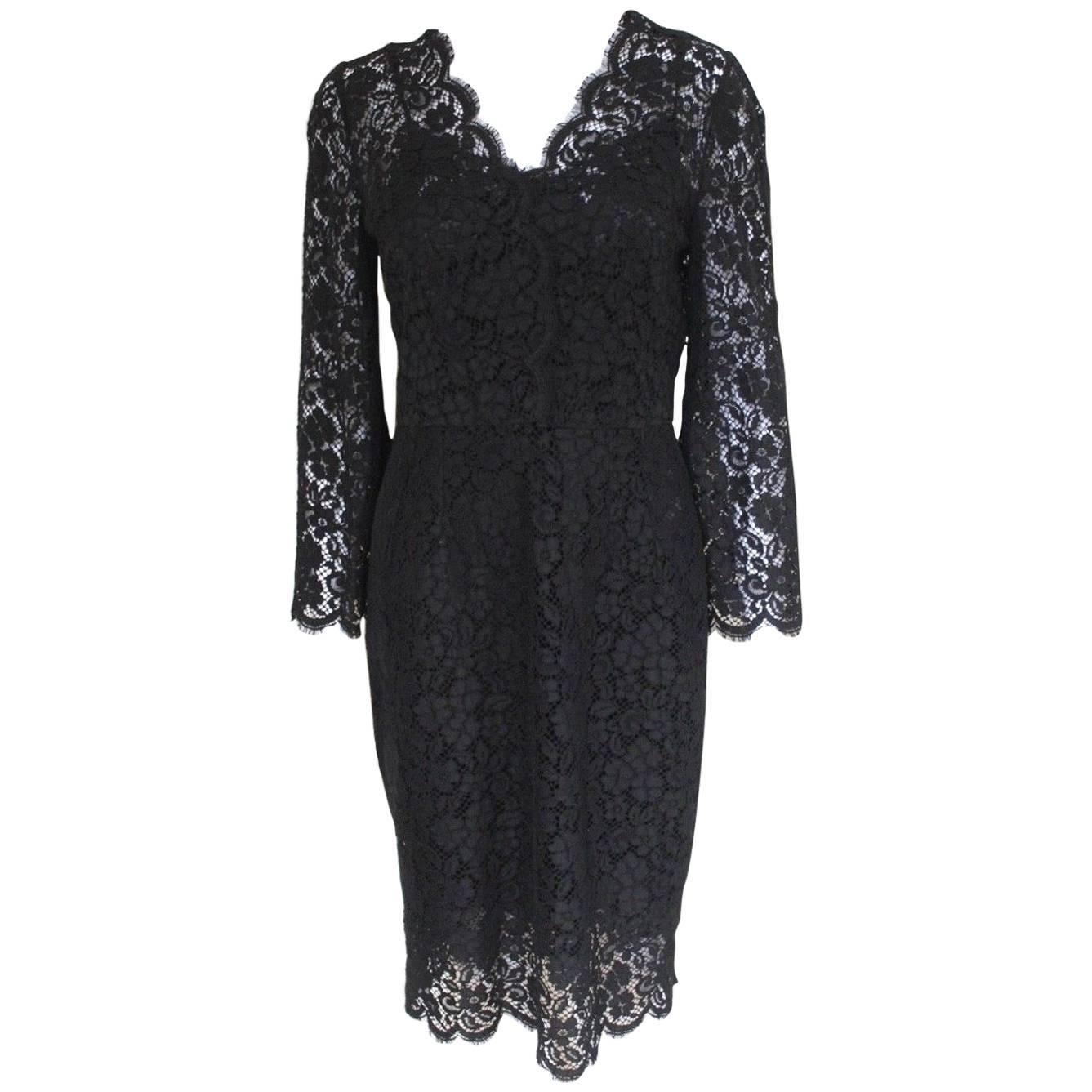 New £1983 Dolce and Gabbana Black Lace Overlay Dress Italian 44 uk 12 For Sale
