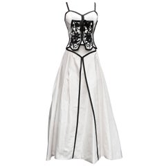 Loris Azzaro white silk taffeta set with sequins and black beads embroideries