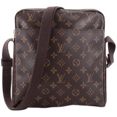  Louis Vuitton Trotteur Beaubourg Handbag Monogram Canvas