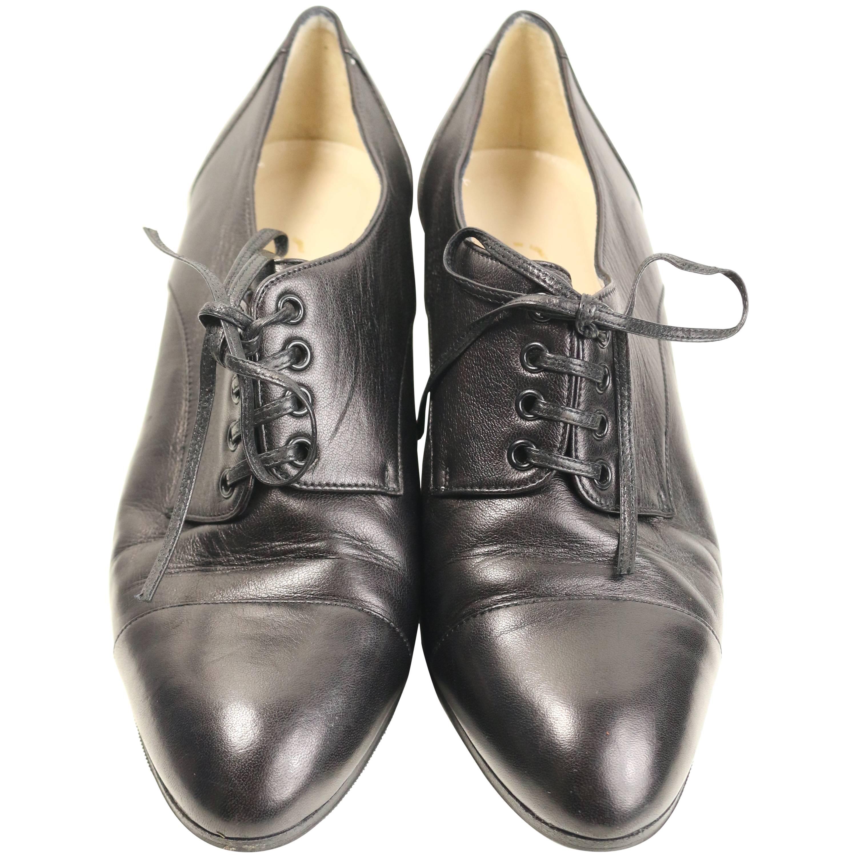 Vintage 90s Chanel Black Lambskin Leather Lace-Up Oxford Heels Shoes For Sale  at 1stDibs | chanel oxford heels, chanel oxford shoes, chanel oxford