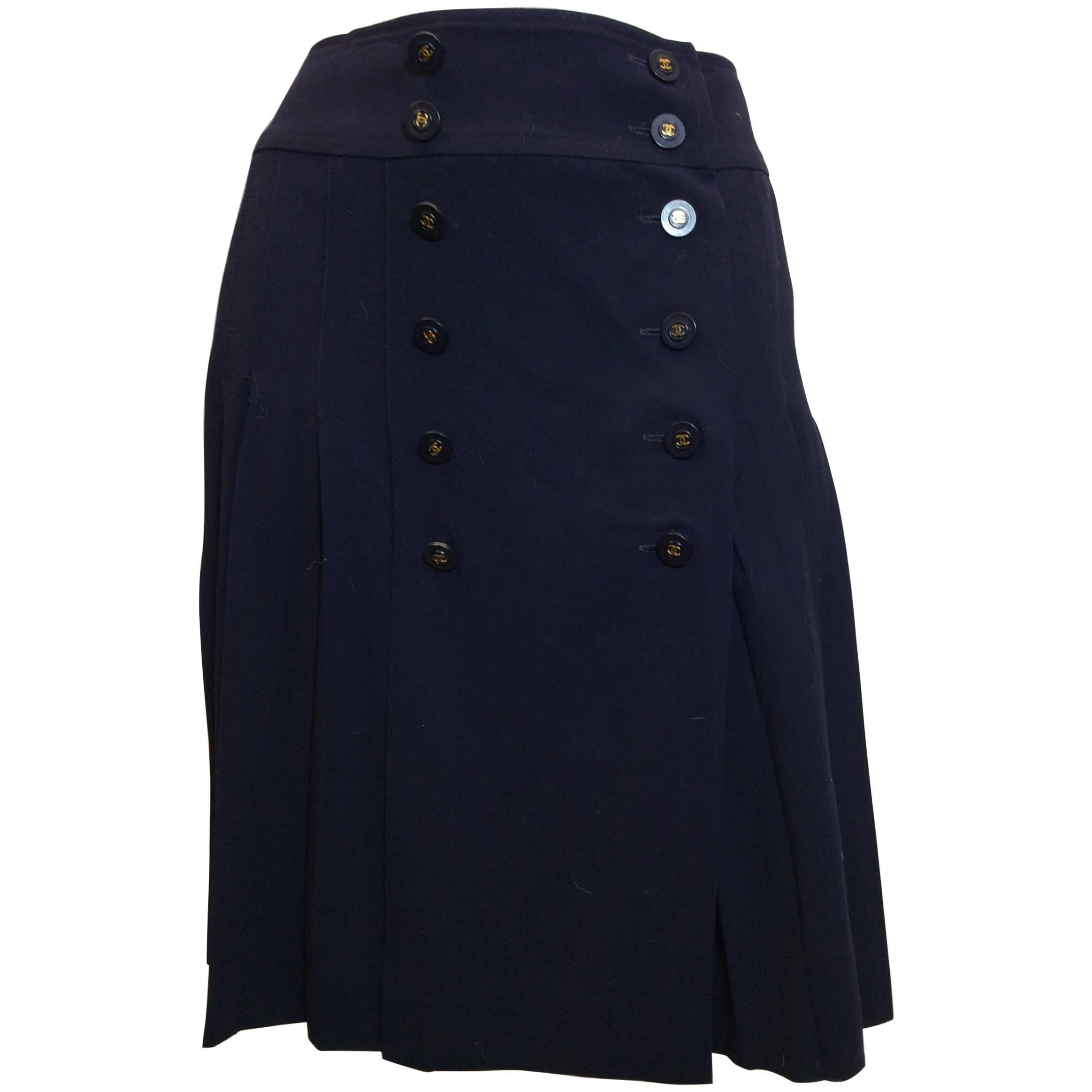 Chanel Navy Pleated Wool Skirt For Sale