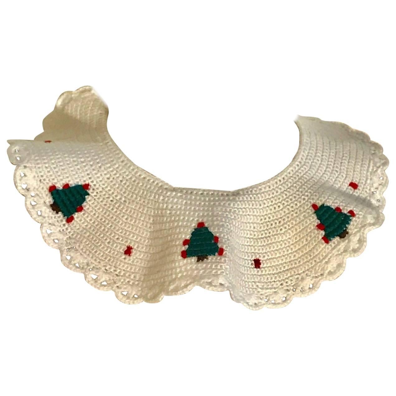 New Dolce 
Gabbana Crochet Holiday Christmas Tree Collar Necklace