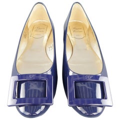 ROGER VIVIER Size 7.5 Navy Patent Leather Gommette Buckle Flats