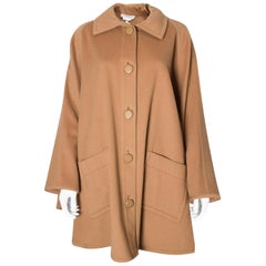 Boutique Givenchy Cape