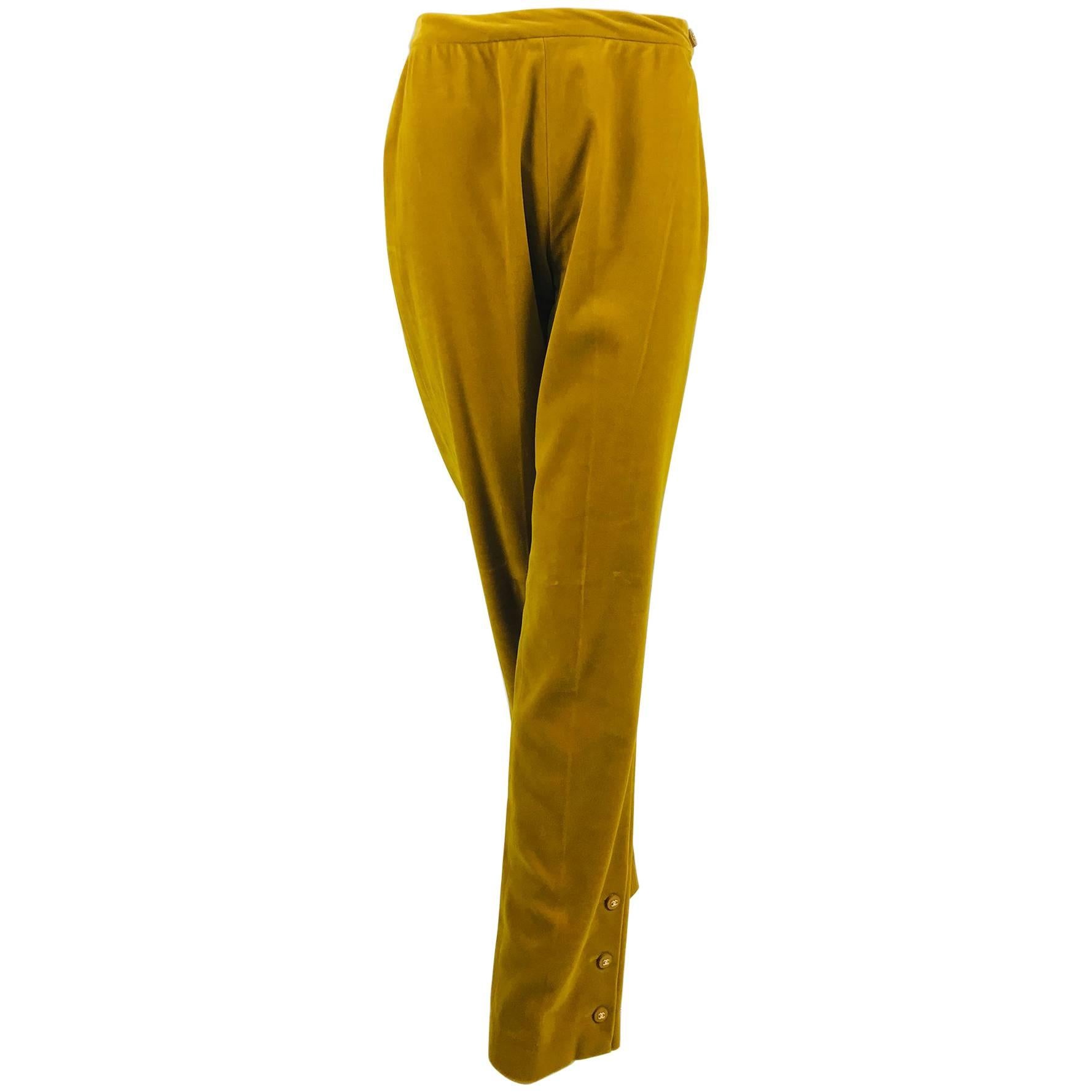 Chanel golden yellow velvet trousers with ankle buttons 1990s