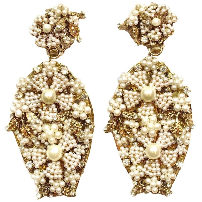 Vintage Long Faux Pearl Chandelier Earrings At 1stdibs Vintage Long Faux Pearl Chandelier Earrings For