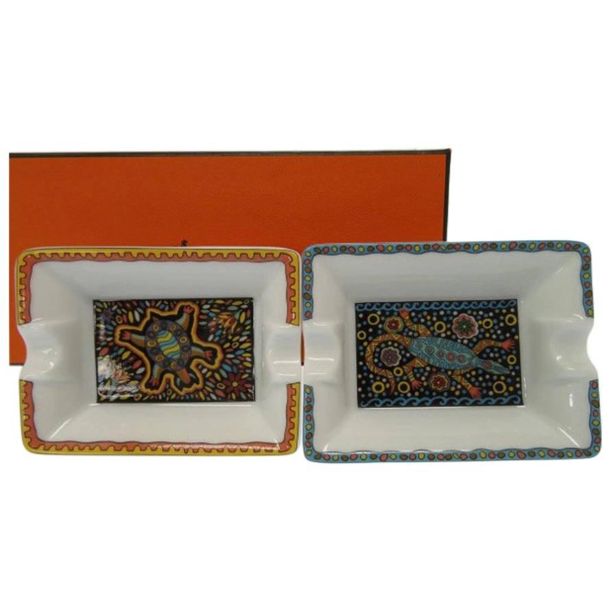 Hermes Like New Porcelain Turtles Two Piece Cigar Trays Ashtrays Gift Set in Box