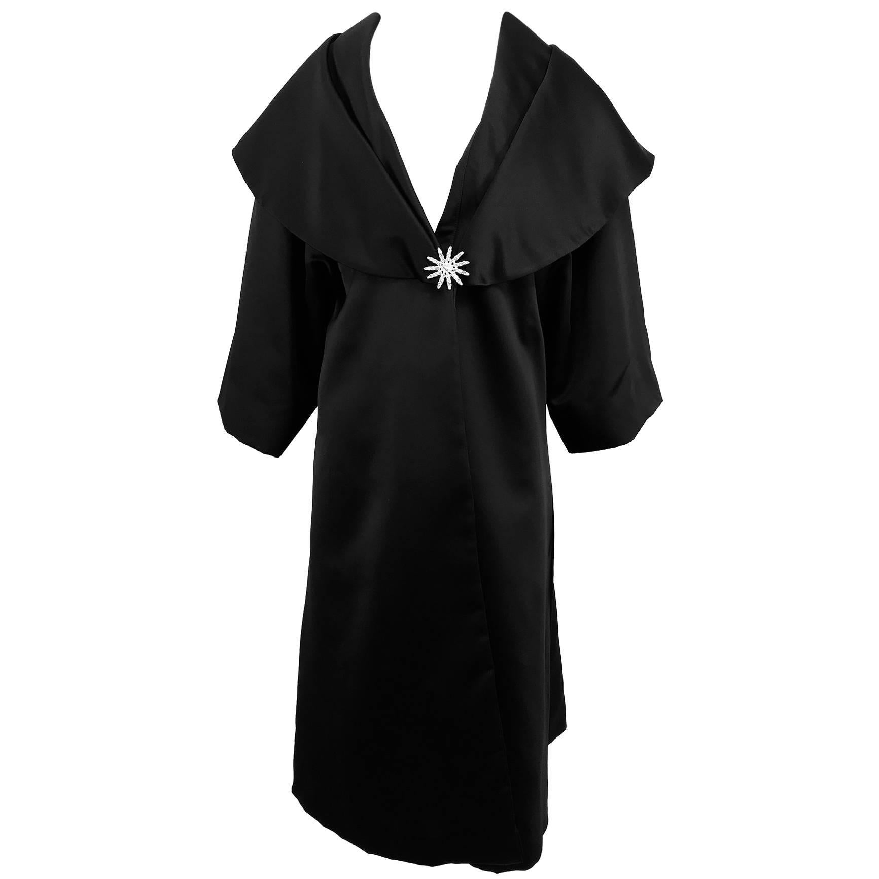 Carol Mignon Boutique Black Portrait collar jewel evening coat 1980s