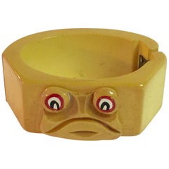 1930s Whimsical Cream Bakelite Frog Hinged Bracelet