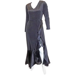 Carolina Herrera elegant  breathtaking   black silk long sleeves ruffled gown