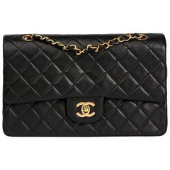 Chanel Black Quilted Lambskin Vintage Medium Classic Double Flap