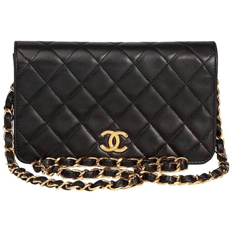 1995 Chanel Black Quilted Lambskin Vintage Medium Classic Double Flap Bag  at 1stDibs