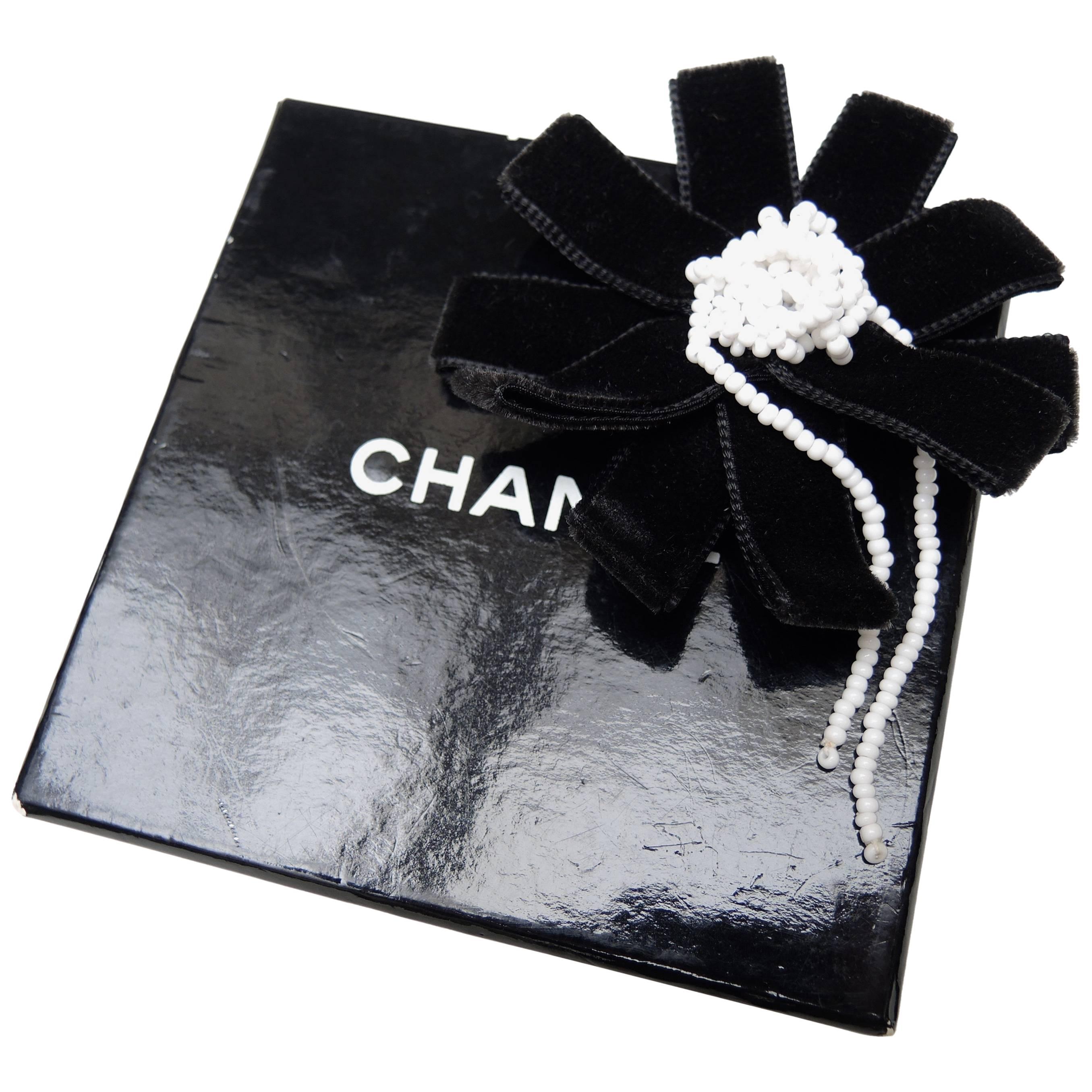 Chanel Vintage Black Velvet Ribbon Pin Brooch with White Glass Beads