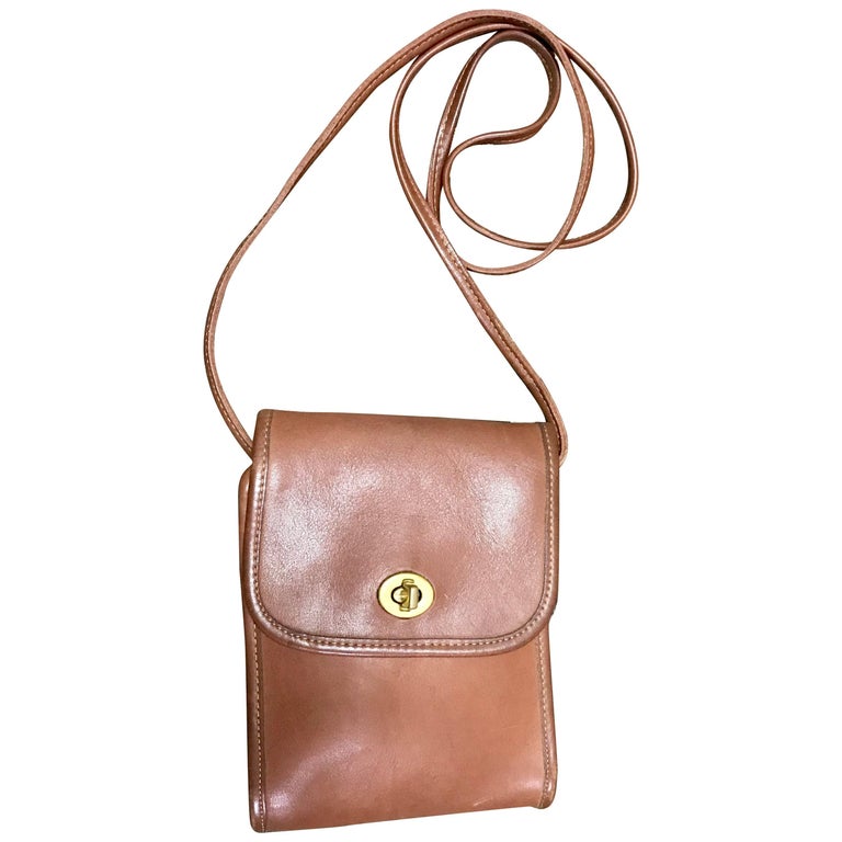 Vintage COACH genuine brown leather mini shoulder bag vertical rectangular  shape For Sale at 1stDibs