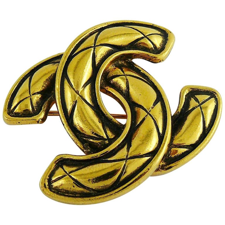 Chanel Vintage Iconic Quilted CC Brooch at 1stDibs