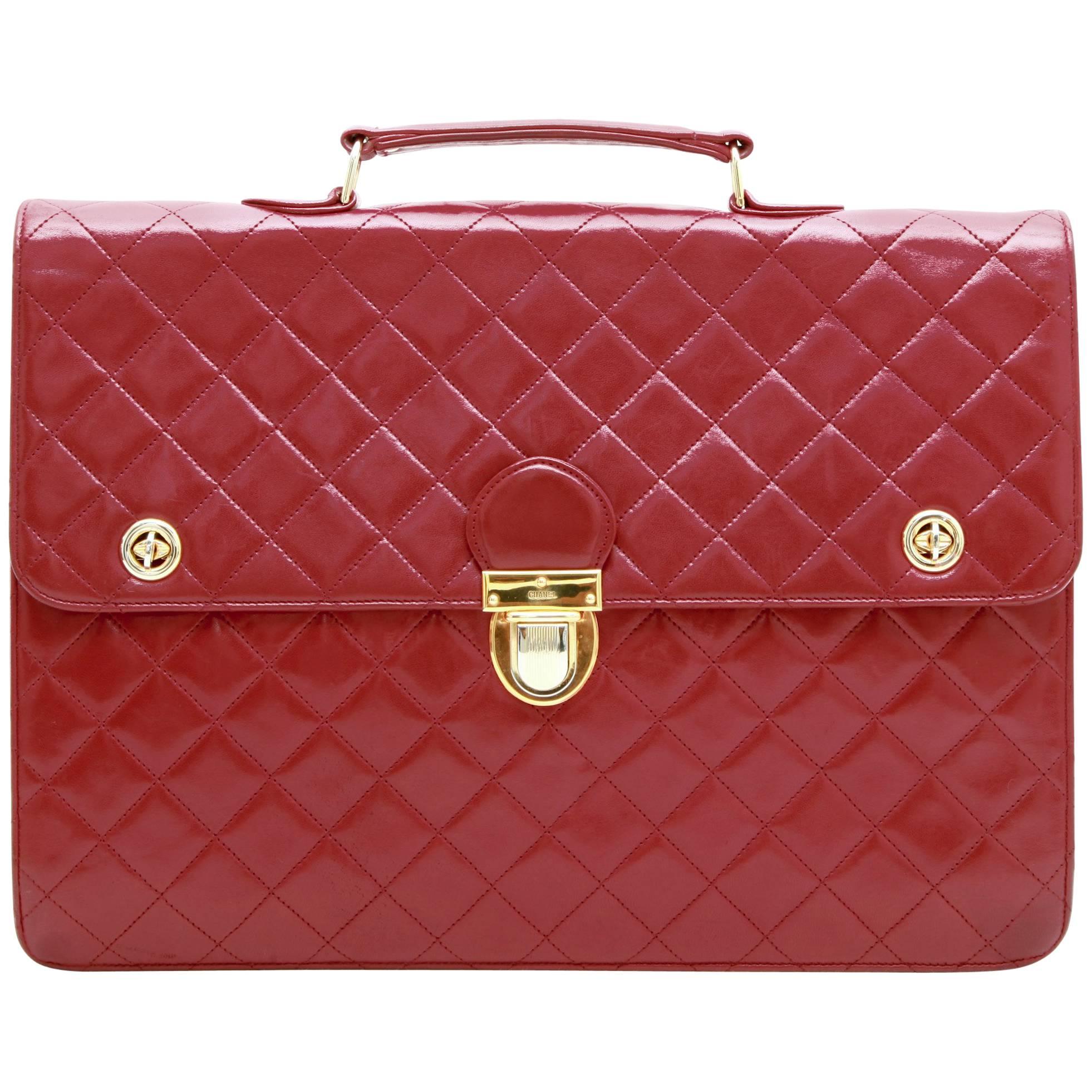 CHANEL Vintage Schoolbag in Red Quilted Lambskin leather