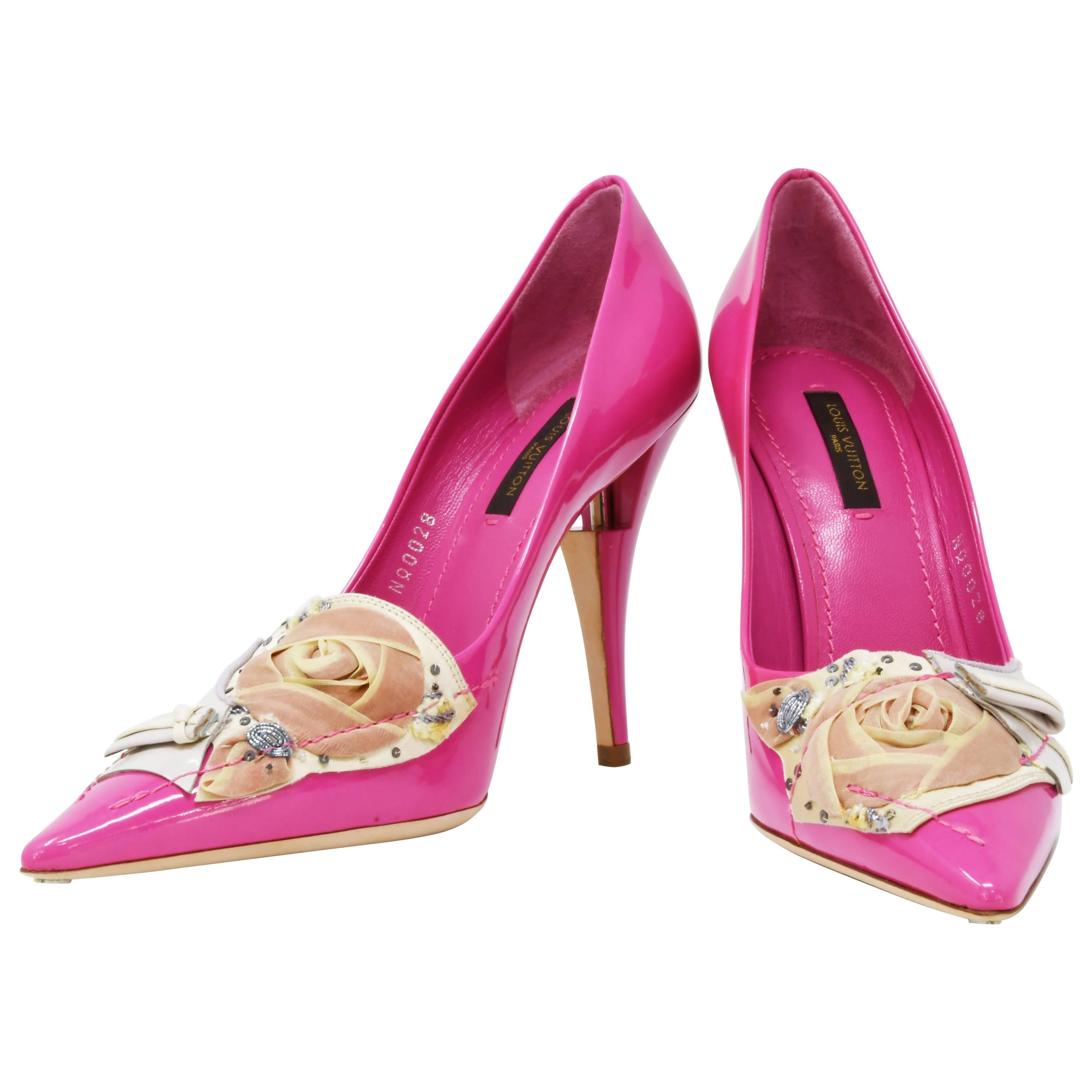 Louis Vuitton After Dark Riviera Fuchsia Patent Leather Pumps, Size 37 For Sale