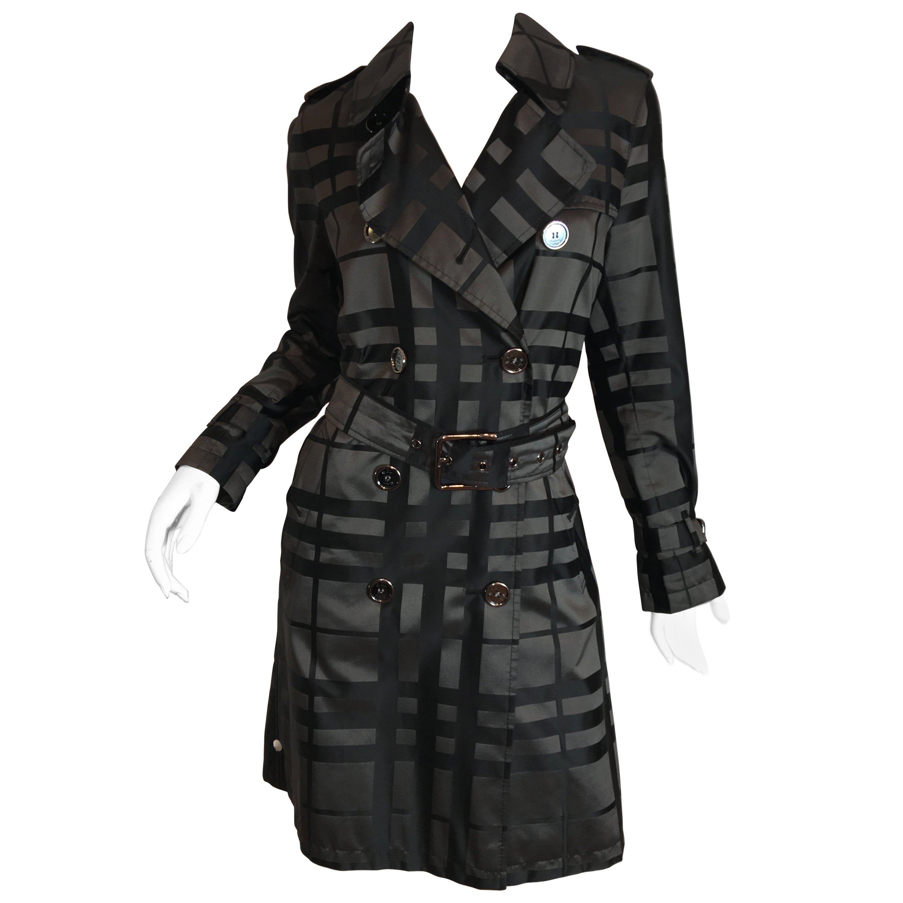 burberry trench coat plaid