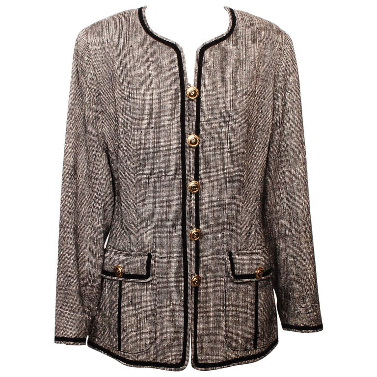 Chanel Back and White Tweed Jacket For Sale at 1stDibs