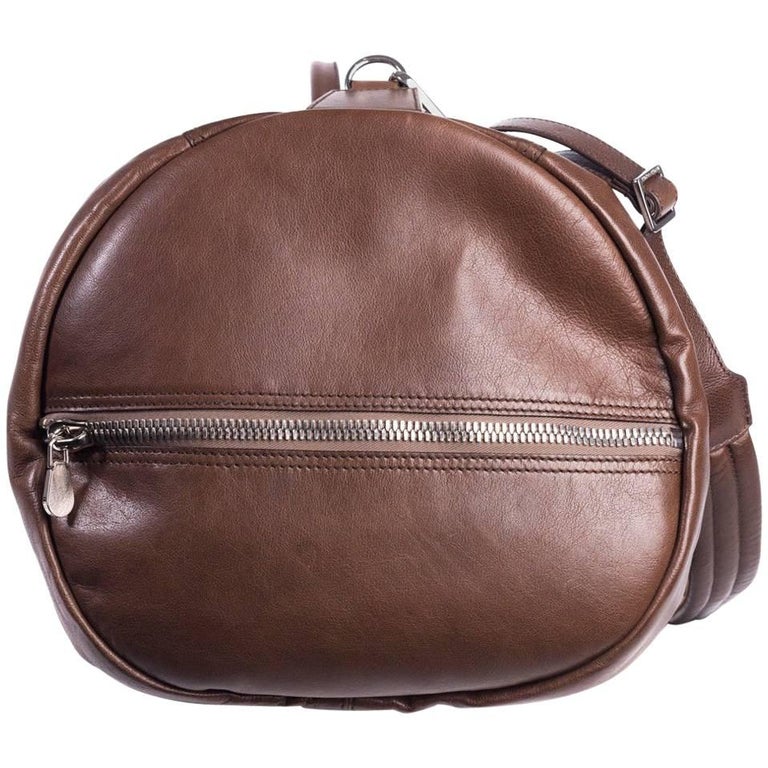 Brunello Cucinelli Men&#39;s Solid Brown Leather Duffle Bag at 1stdibs