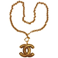 Chanel 1980s Gold Quilt CC Pendant Necklace