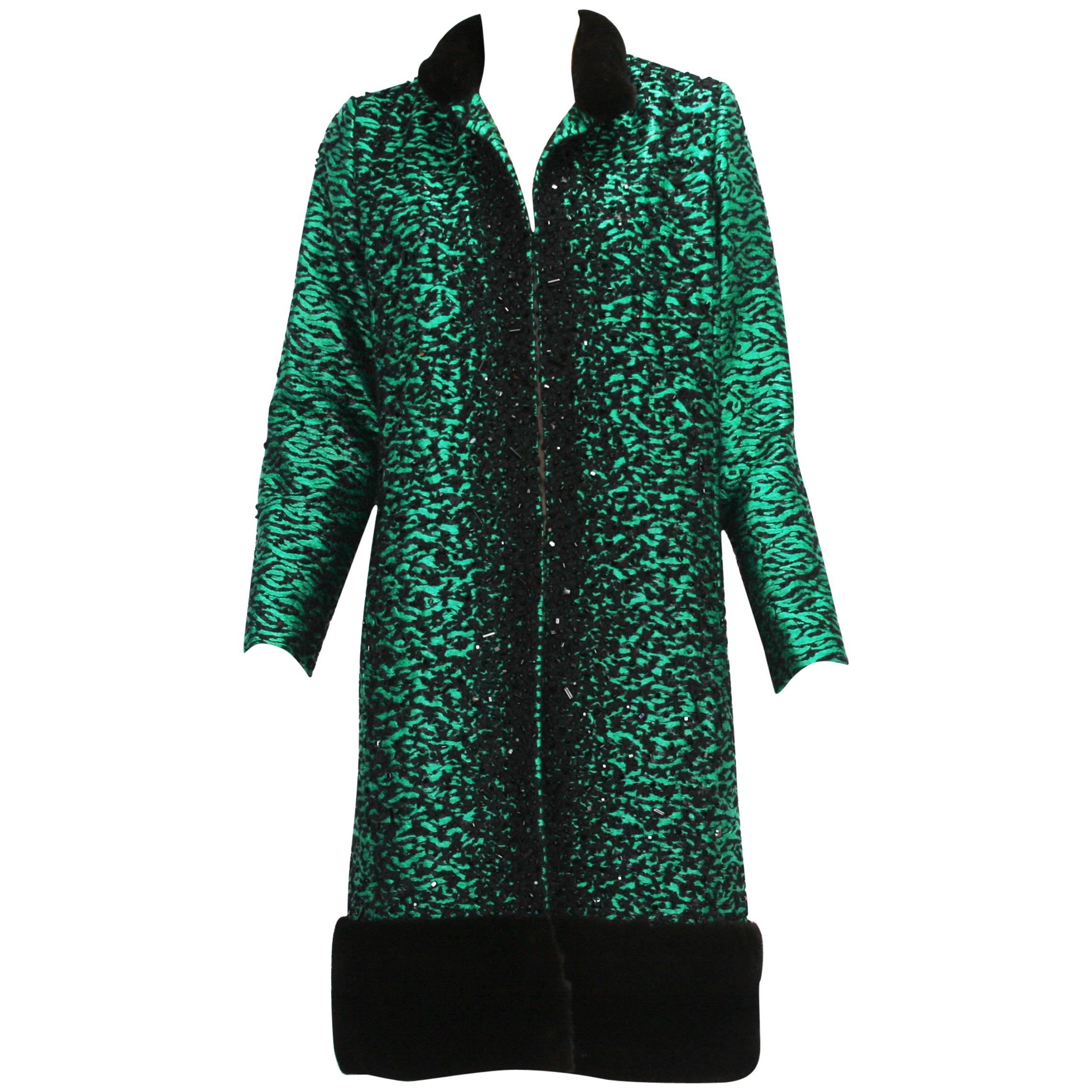 New Oscar de la Renta Mink Trim Boucle Beaded Emerald Green Coat  For Sale