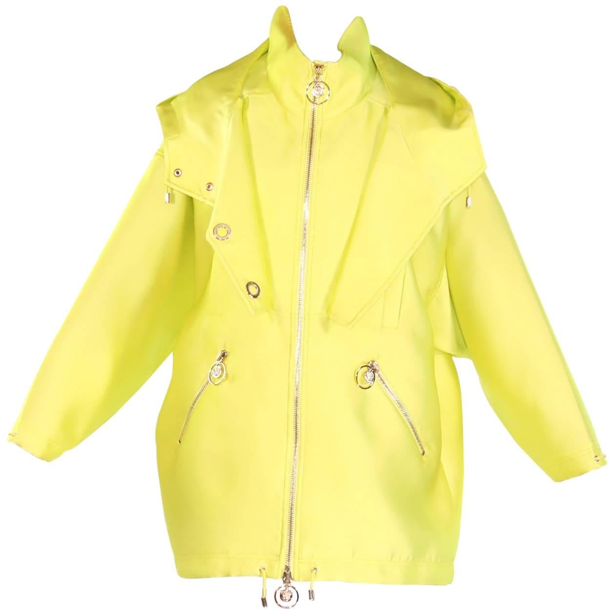 NEW VERRSACE YELLOW SILK RAIN COAT Sz IT 40 - 4