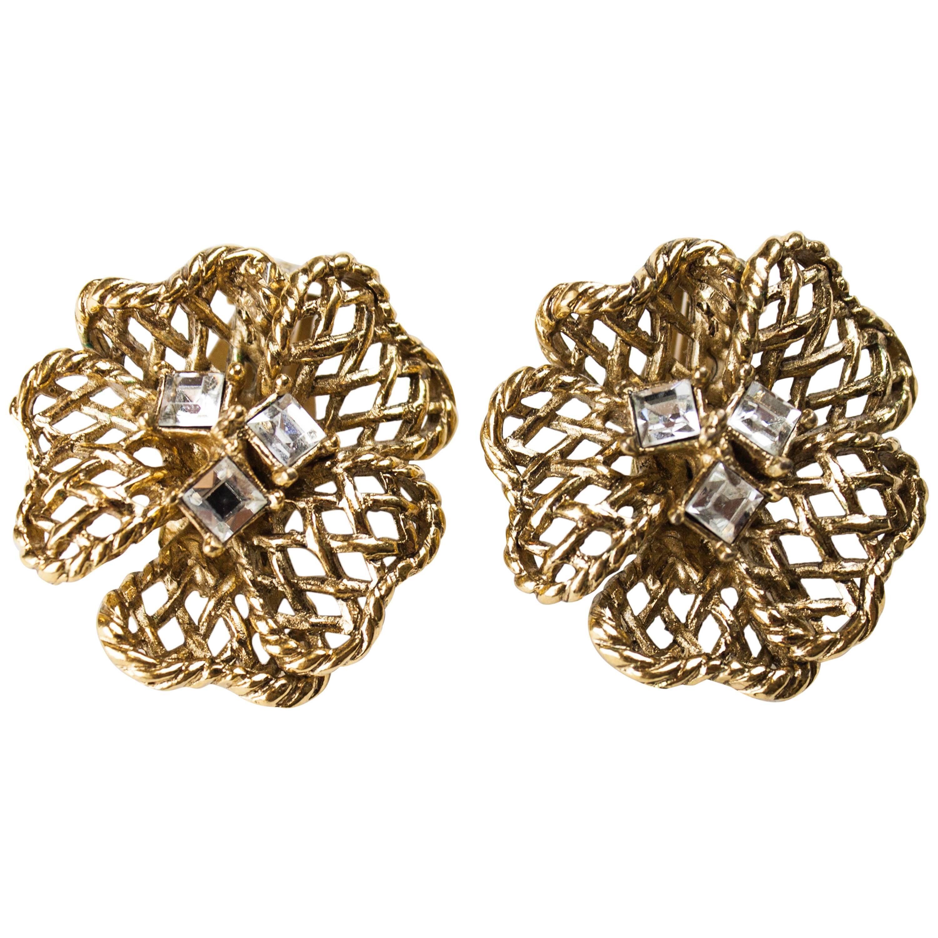Christian Dior gold-plated flowers earrings. Circa 1977